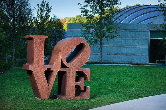 2009.4 Robert Indiana
